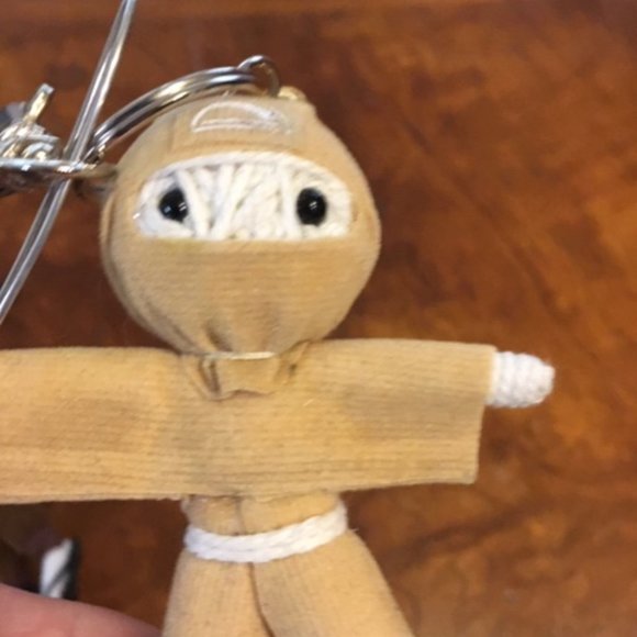 TWO Ninja String Doll Keychain Toys w/Swords Tan/Brown 2.5" x 3" NEW - Picture 12 of 16
